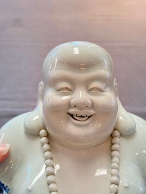 A Chinese blue and white Milefo Buddha, Zeng Long Sheng 曾龍昇 mark, 20th C. — 照片 8