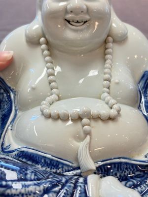 A Chinese blue and white Milefo Buddha, Zeng Long Sheng 曾龍昇 mark, 20th C. — 照片 9