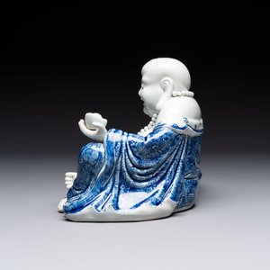 A Chinese blue and white Milefo Buddha, Zeng Long Sheng 曾龍昇 mark, 20th C. — 照片 2