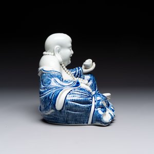 A Chinese blue and white Milefo Buddha, Zeng Long Sheng 曾龍昇 mark, 20th C. — 照片 4