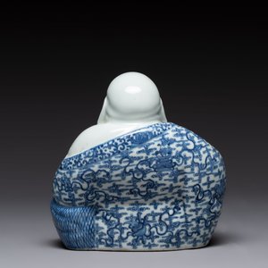 A Chinese blue and white Milefo Buddha, Zhu Mao Ji Zao 朱茂記造 mark, 19/20th C. — photo 3
