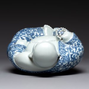 A Chinese blue and white Milefo Buddha, Zhu Mao Ji Zao 朱茂記造 mark, 19/20th C. — photo 5