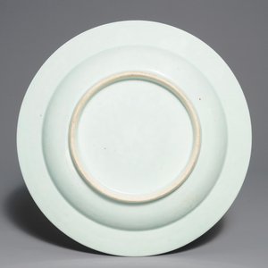 A Chinese blue and white Ming style charger, Qianlong — photo 2
