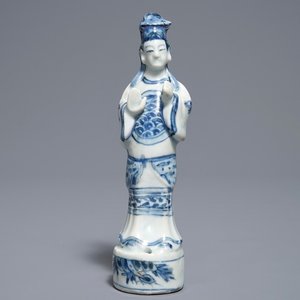 A Chinese blue and white model of a lady, Wanli — 照片 1