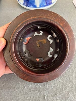 A Chinese blue and white 'Mongolian hunt' jar with wooden cover, Kangxi — 照片 13