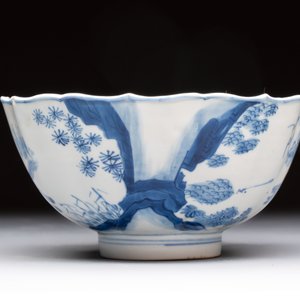 A Chinese blue and white 'Mongolian hunting scene' bowl, Chenghua mark, Kangxi — photo 5