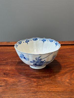 A Chinese blue and white 'Mongolian hunting scene' bowl, Chenghua mark, Kangxi — 照片 2