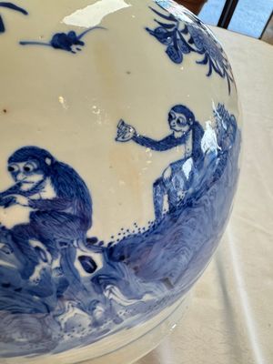 A Chinese blue and white 'Monkeys' vase, Man Tang Fu Ji 滿堂福記 mark, 19th C. — foto 7