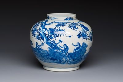 A Chinese blue and white 'Monkeys' vase, Man Tang Fu Ji 滿堂福記 mark, 19th C.
