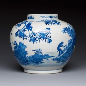 A Chinese blue and white 'Monkeys' vase, Man Tang Fu Ji 滿堂福記 mark, 19th C. — foto 3