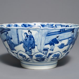 A Chinese blue and white moulded bowl with figurative panels, Xuande mark, Kangxi — 照片 1