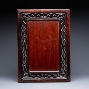A Chinese blue and white 'mountainous landscape' plaque mounted in a wooden frame, 19/20th C. — 照片 2