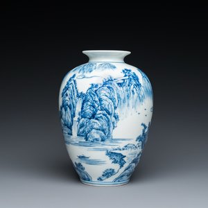 A Chinese blue and white 'mountainous landscape' vase, Kangxi mark, Republic — 照片 1