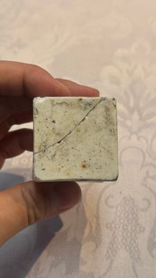 A Chinese blue and white 'Mountainous Landscape' writing set with an inkwell, sander and candlestick, Qianlong — photo 19