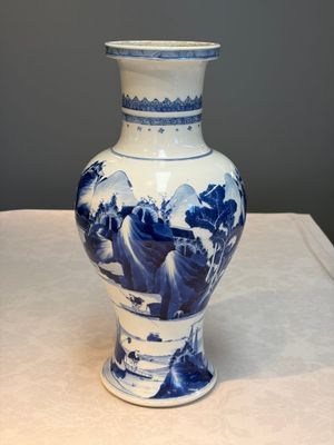 A Chinese blue and white 'Mountainous Riverscape' baluster vase, Kangxi — photo 4
