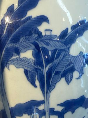 A Chinese blue and white 'mythical animals' vase, Transitional period — photo 30