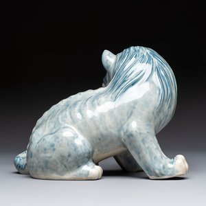 A Chinese blue and white mythical beast, 20th C. — 照片 3
