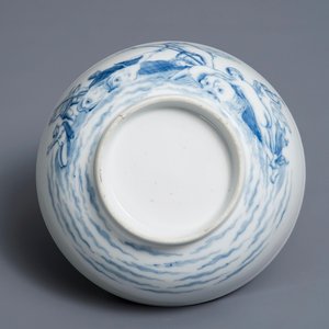 A Chinese blue and white mythological bowl depicting Neptune, Qianlong — 照片 7
