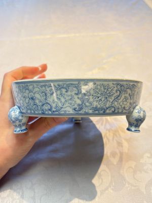 A Chinese blue and white narcissus basin, Yongzheng mark, 20th C. — photo 6