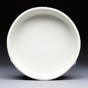 A Chinese blue and white narcissus basin, Yongzheng mark, 20th C. — photo 6