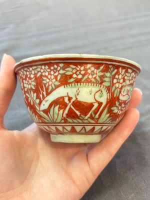 A Chinese blue and white octagonal bowl and a green and red-enamelled blue and white bowl, Jiajing/Chongzhen — 照片 7