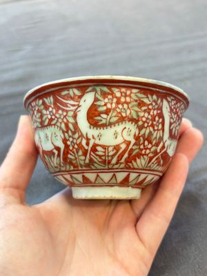 A Chinese blue and white octagonal bowl and a green and red-enamelled blue and white bowl, Jiajing/Chongzhen — 照片 9