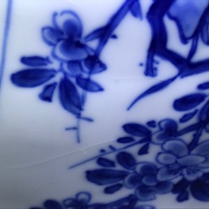 A Chinese blue and white octagonal bowl with floral design, Kangxi — 照片 18