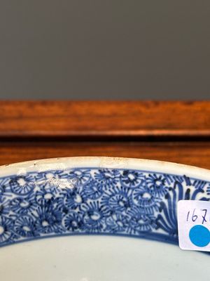 A Chinese blue and white 'Ode to the Red Cliff' bowl, Transitional period — 照片 17
