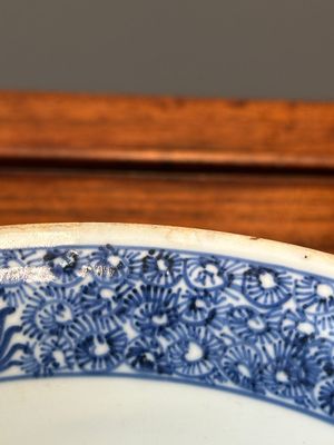 A Chinese blue and white 'Ode to the Red Cliff' bowl, Transitional period — 照片 18