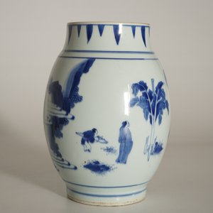 A Chinese blue and white olive-shaped vase with figures, Chongzhen, Transitional period — photo 9