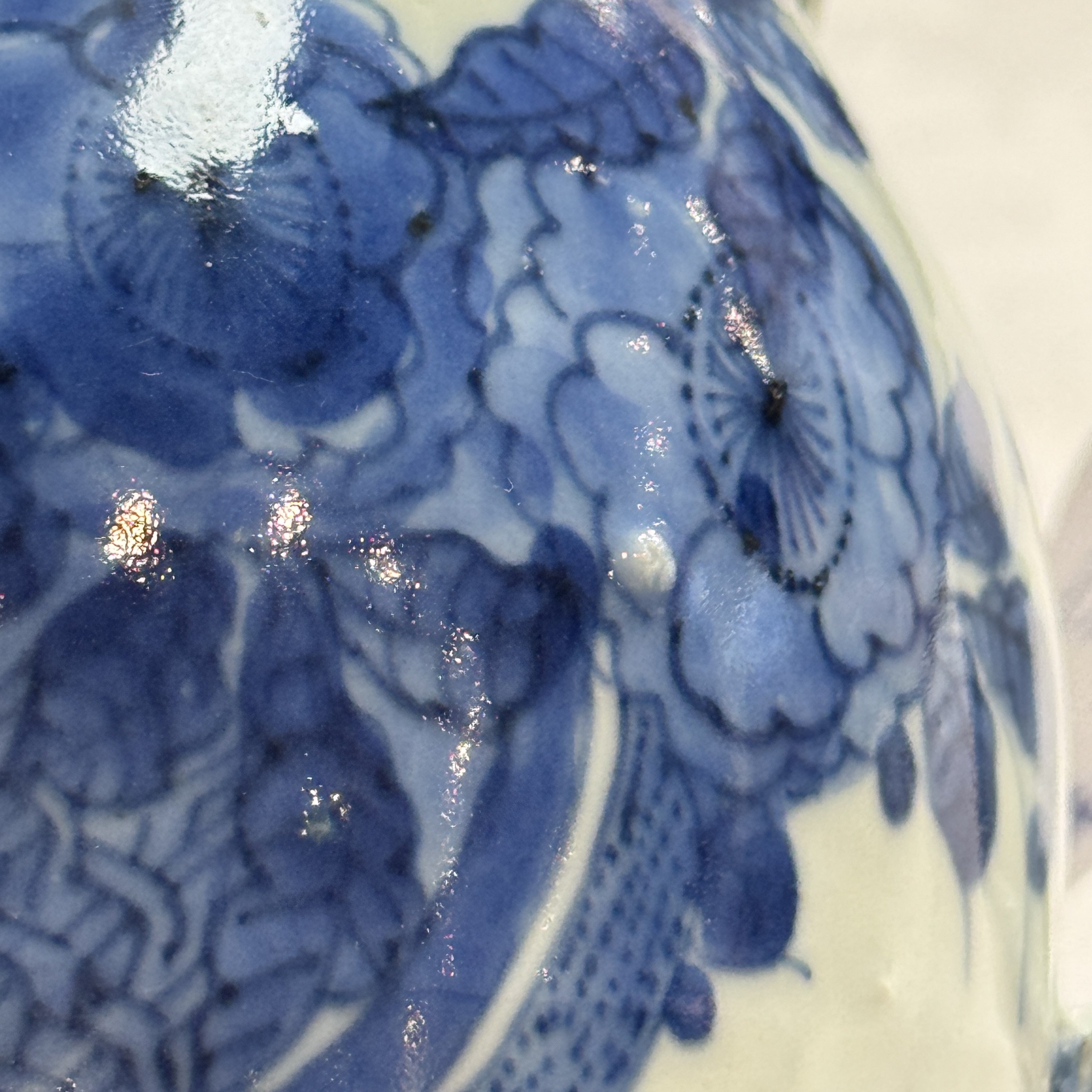 A Chinese blue and white peach-shaped cadogan-type wine pot  — photo 16