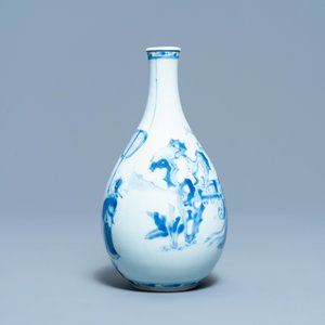 A Chinese blue and white pear-shaped bottle vase, Kangxi — photo 6