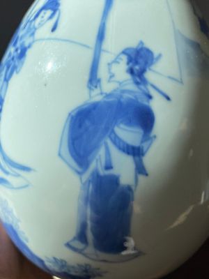 A Chinese blue and white pear-shaped 'narrative subject' vase, Kangxi — 照片 9