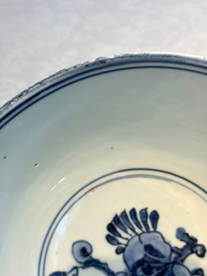 A Chinese blue and white 'Pheasants' bowl, Chenghua mark, late Ming — photo 6