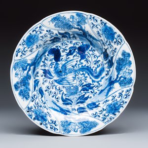 A Chinese blue and white 'Phoenix and Monkeys' lobed plate — photo 1