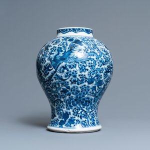 A Chinese blue and white 'phoenixes' vase, Kangxi — 照片 4