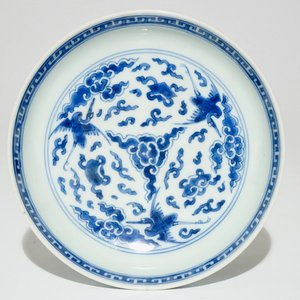 A Chinese blue and white plate with flying cranes, Kangxi — photo 1