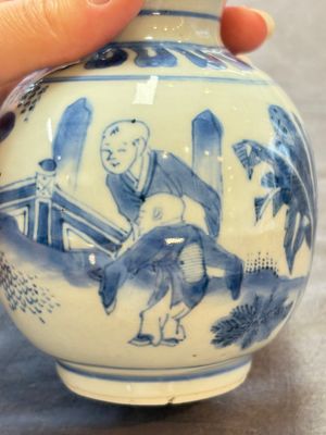 A Chinese blue and white 'playing boys' double gourd vase, Transitional period — photo 8