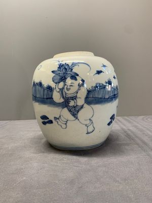 A Chinese blue and white 'playing boys' jar, Yongzheng — photo 1