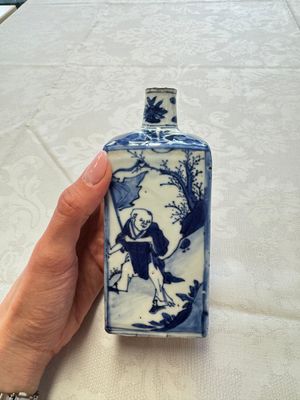A Chinese blue and white 'Playing Boys' square flask, Wanli — foto 2