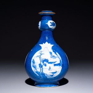 A Chinese blue and white powder-blue-ground hookah base, Kangxi — 照片 3