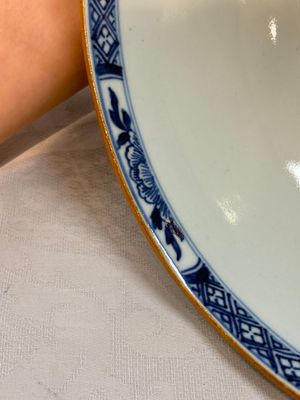 A Chinese blue and white punch bowl with a lady and two boys in a garden, Qianlong — photo 11