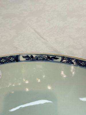 A Chinese blue and white punch bowl with a lady and two boys in a garden, Qianlong — photo 9
