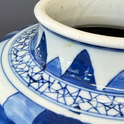 A Chinese blue and white 'Qi Lin Song Zi 麒麟送子' vase — photo 7