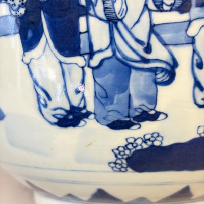 A Chinese blue and white 'Qi Lin Song Zi 麒麟送子' vase — photo 9