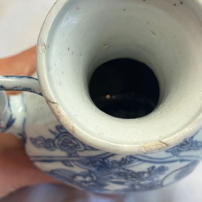 A Chinese blue and white 'Qilin' ewer and cover — photo 17