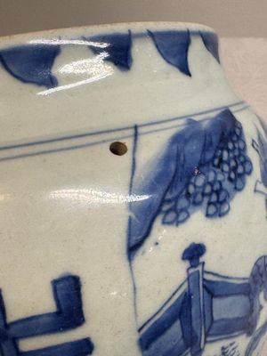 A Chinese blue and white 'qilin' jar and wooden cover, Transitional period — photo 12
