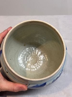 A Chinese blue and white 'qilin' jar and wooden cover, Transitional period — photo 14