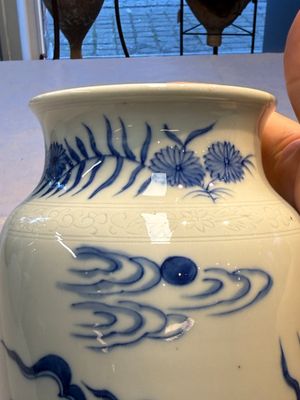 A Chinese blue and white 'Qilin' sleeve vase, 19th C. — photo 8