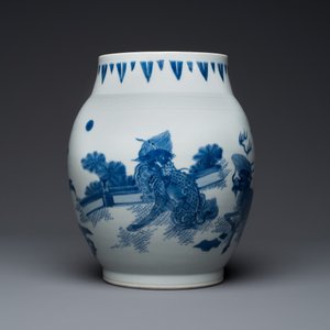 A Chinese blue and white 'qilins' vase, Transitional period — photo 4